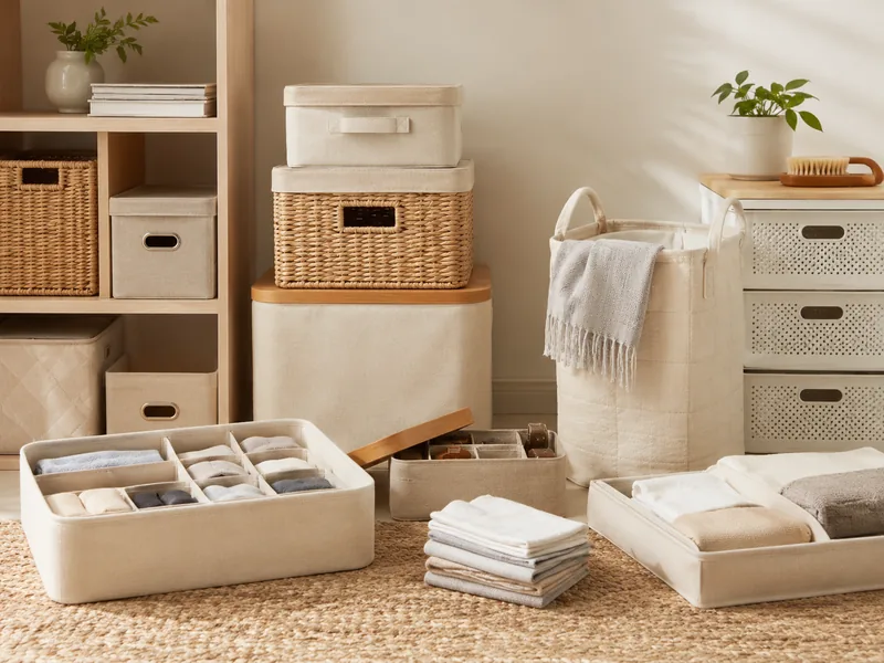 Home storage product sourcing example for home and living products
